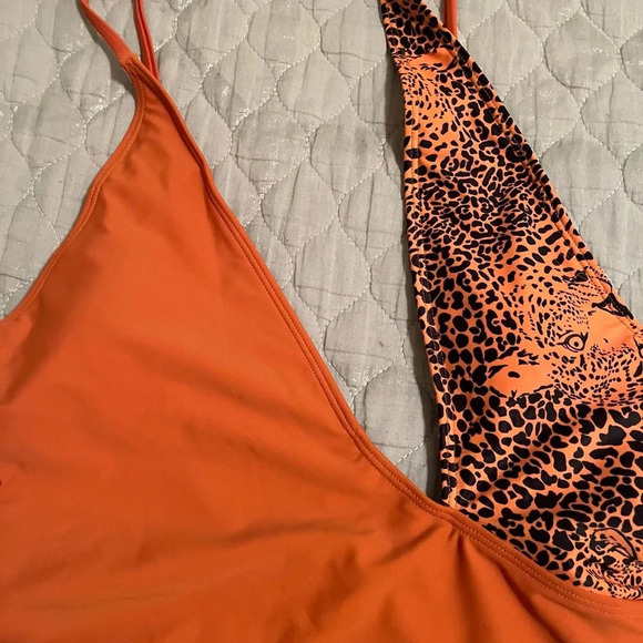 ORANGE~ ONE PIECE SWIMSUIT ~ LG - Picture 2 of 7